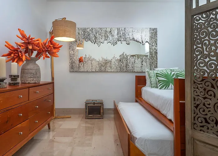 Casa de férias Oceana Luxury Walk To And Day Club