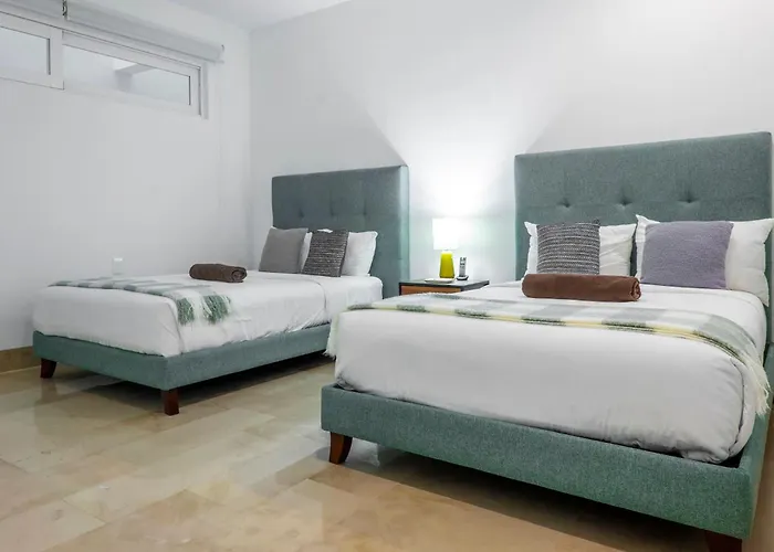 Oceana Luxury Walk To And Day Club Casa de férias *